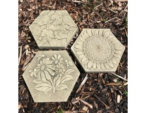 Insect Drinkers Stepping Stones Set, 3 Pieces Stone Garden Ornament